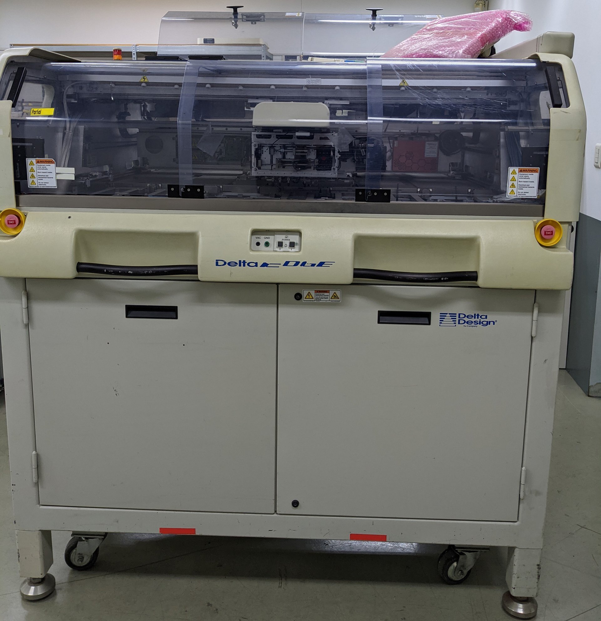 Photo Used DELTA DESIGN Edge DE8000 For Sale