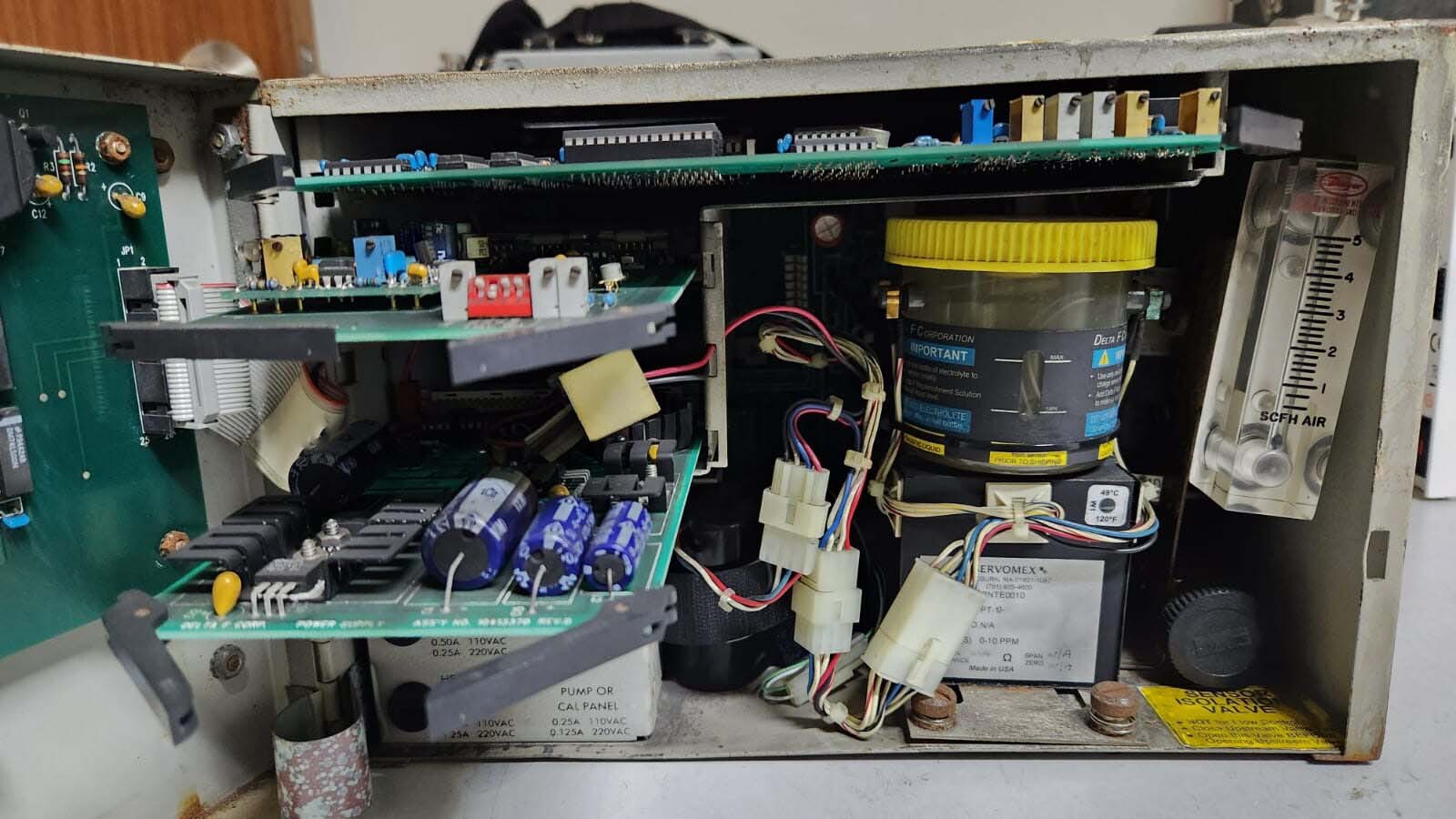 圖為 已使用的 SERVOMEX / DELTA F Platinum Series 待售