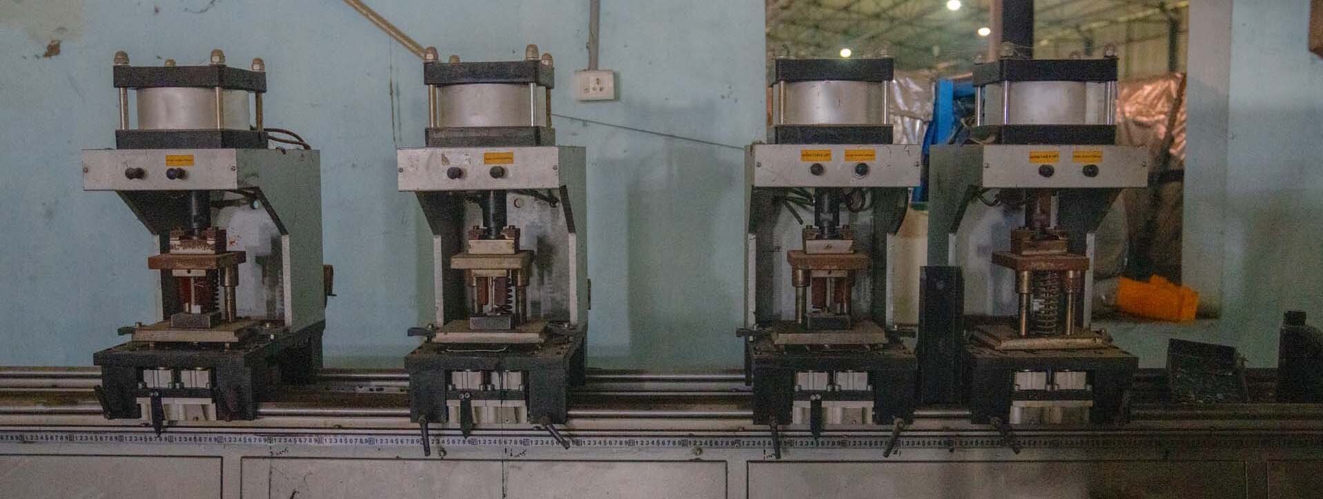 Photo Used DEMAC CNC Milling machine For Sale