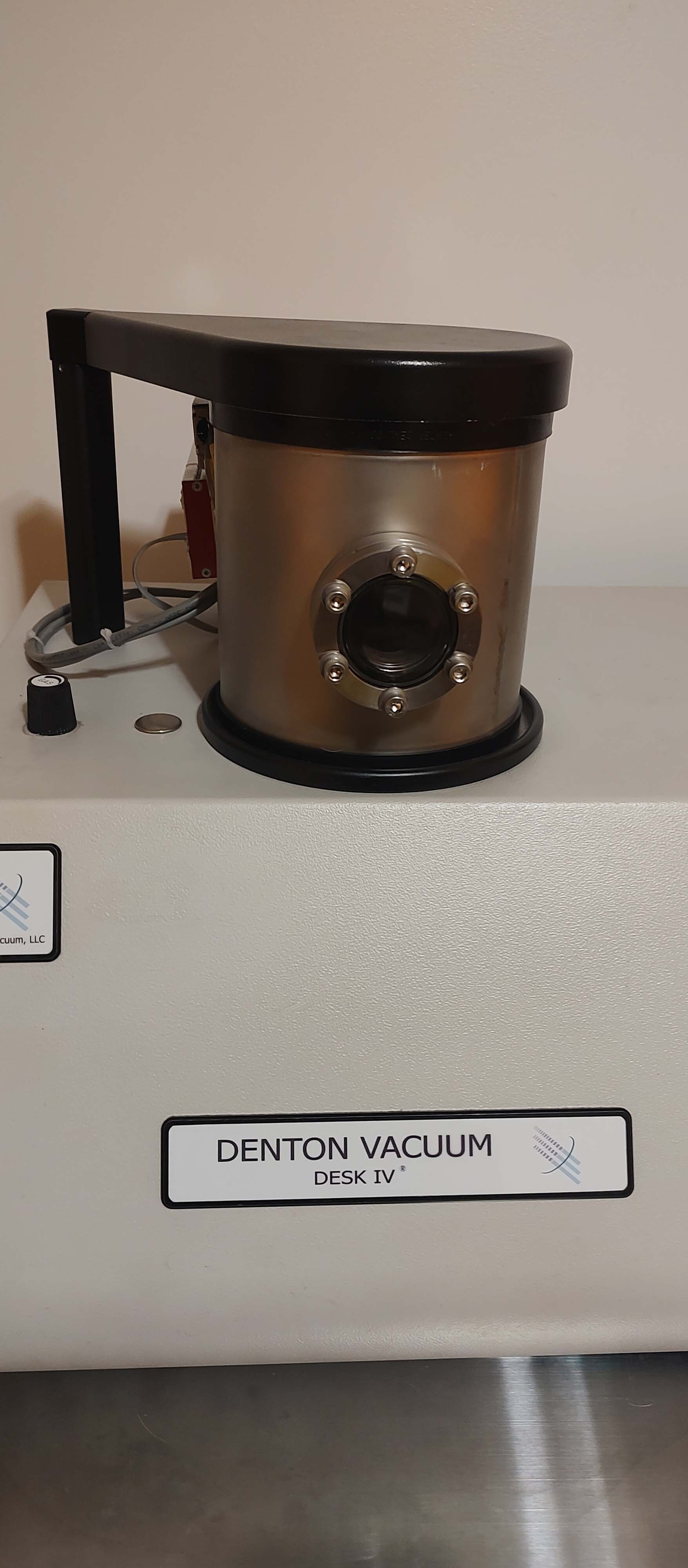 图为 已使用的 DENTON VACUUM DESK IV 待售