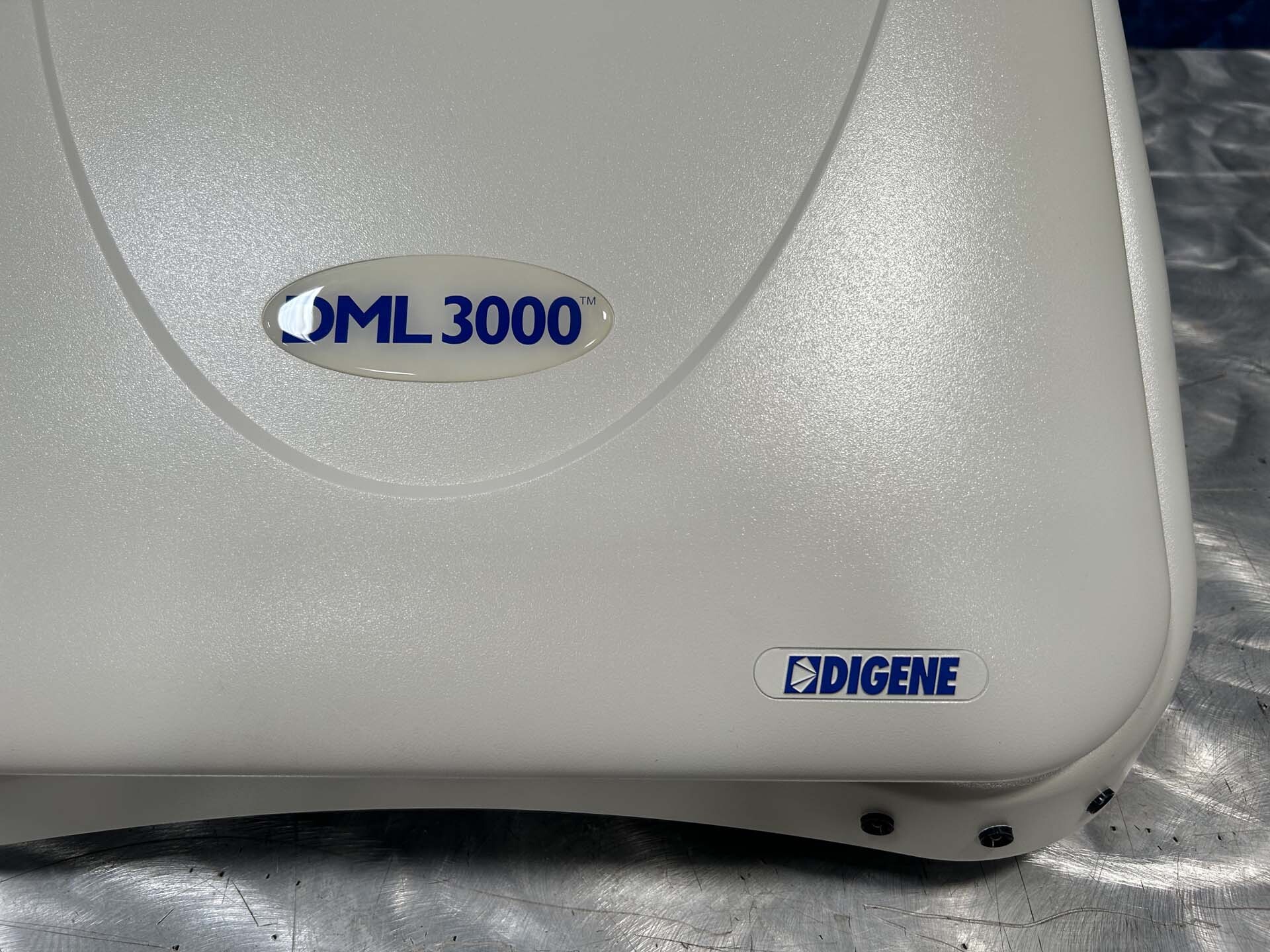 Photo Utilisé DIGENE DML 3000 À vendre