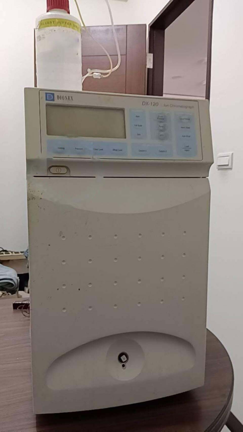 Photo Used DIONEX DX 120 For Sale
