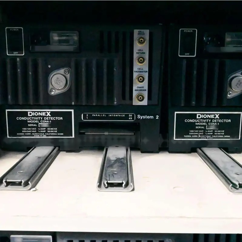 Photo Utilisé DIONEX System À vendre