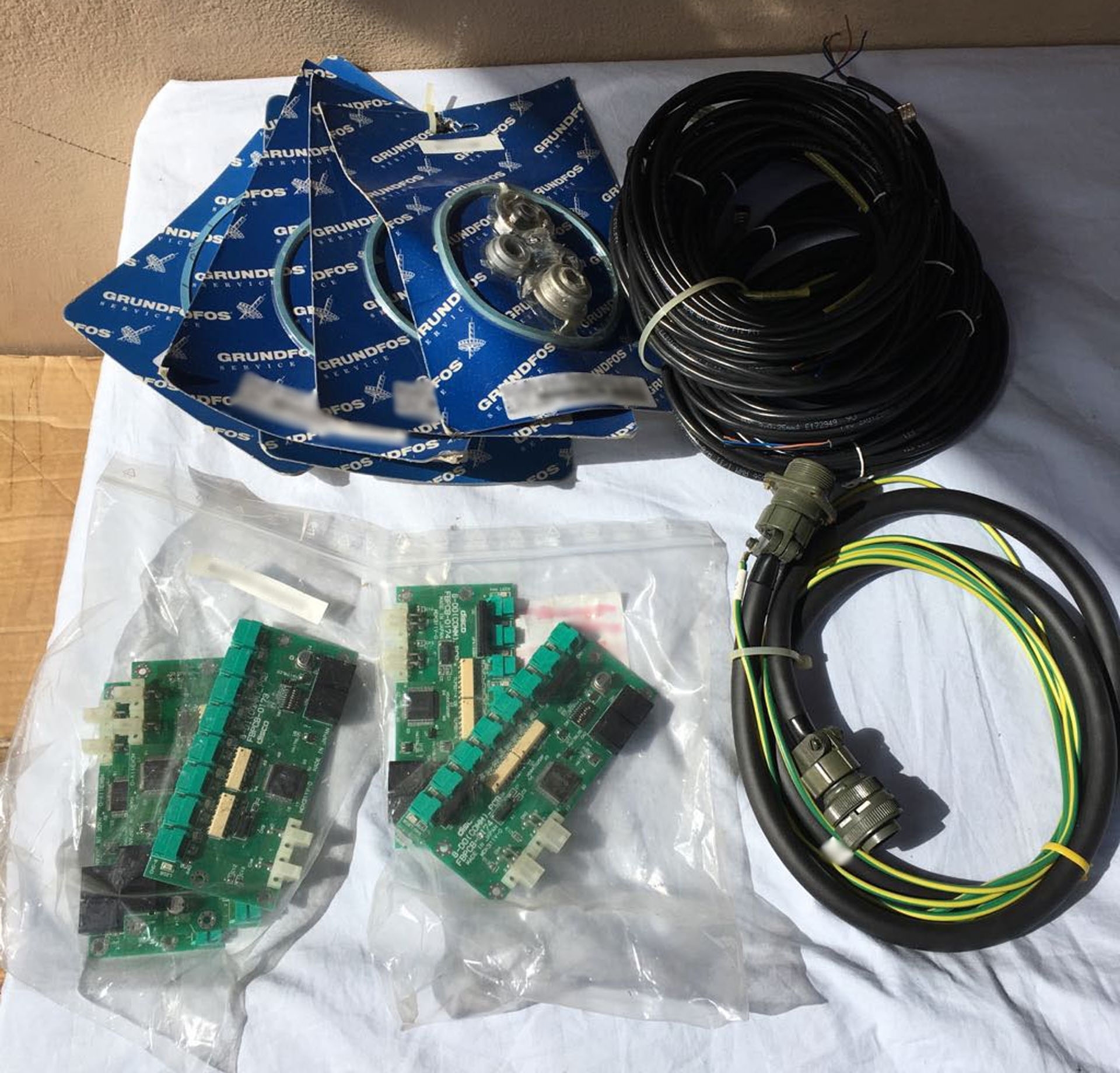 Photo Used DISCO Spare parts for DFD 651 For Sale