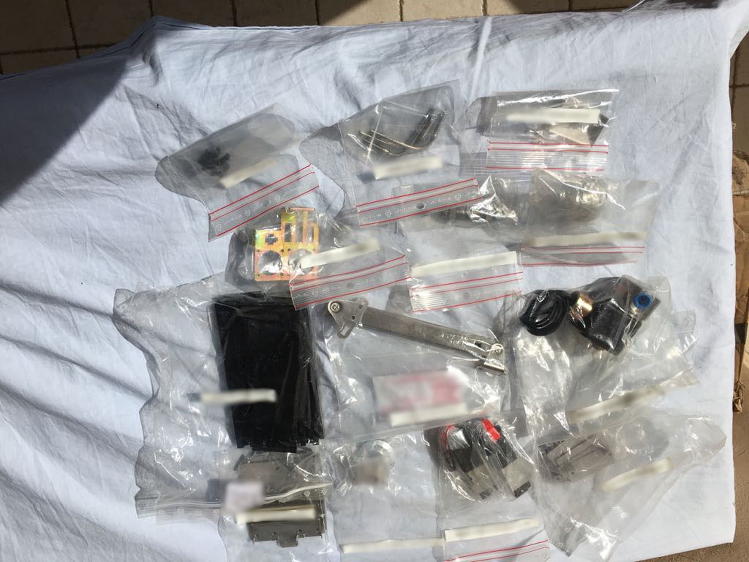 Photo Used DISCO Spare parts for DFD 651 For Sale