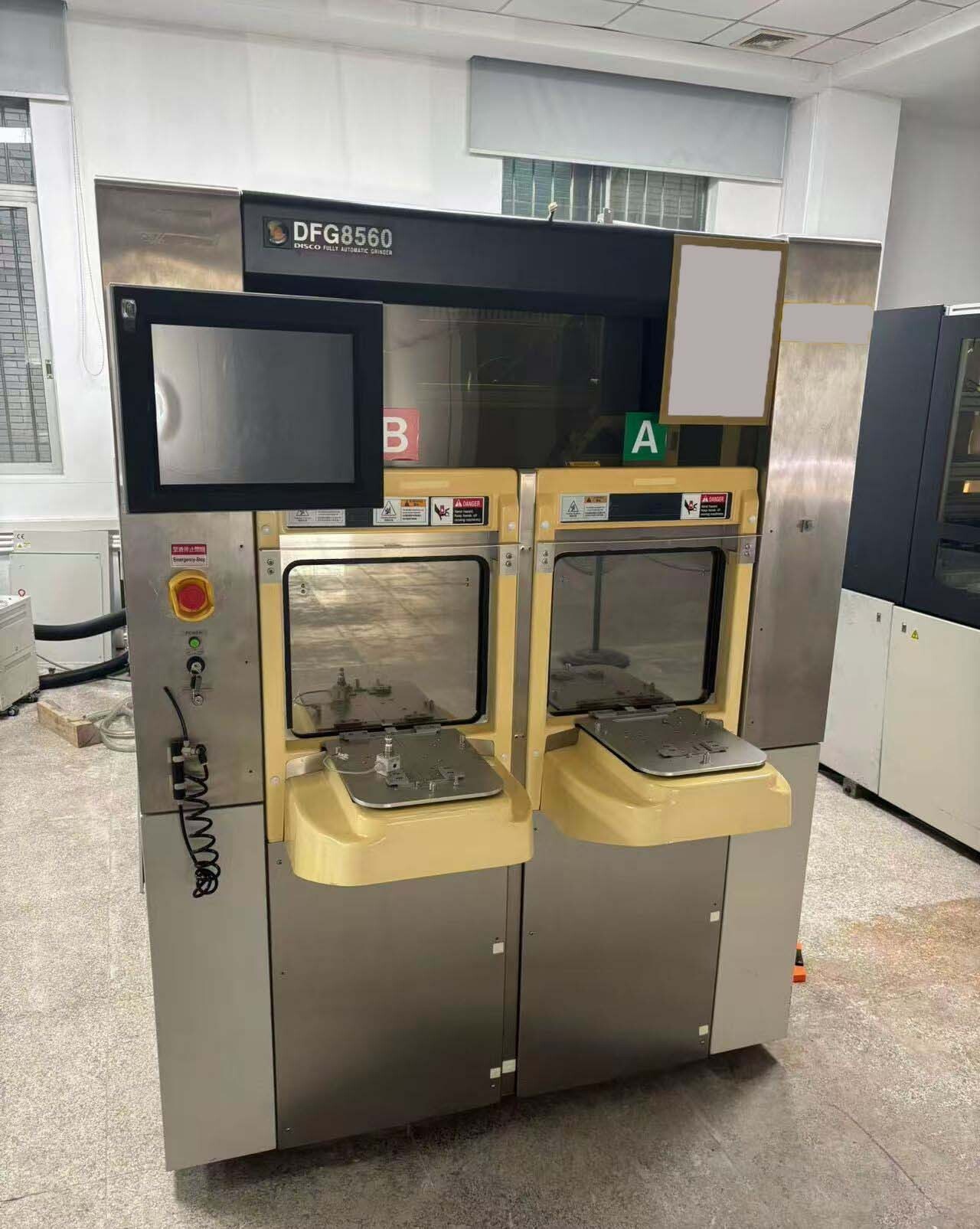 Photo Utilisé DISCO DFG 8560 À vendre