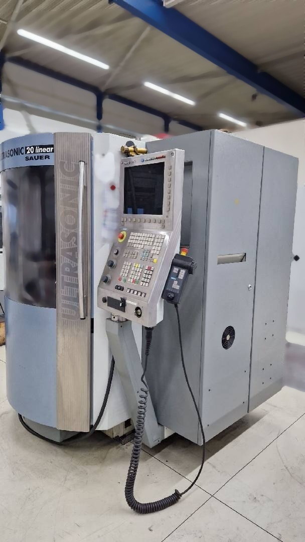 Photo Utilisé DMG Ultrasonic 20 À vendre