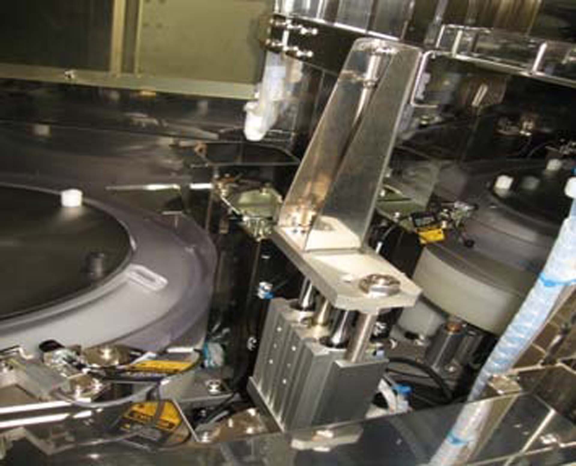 DNS / DAINIPPON SS-3000-AR Scrubber Used for sale price #9388189, 2007 ...