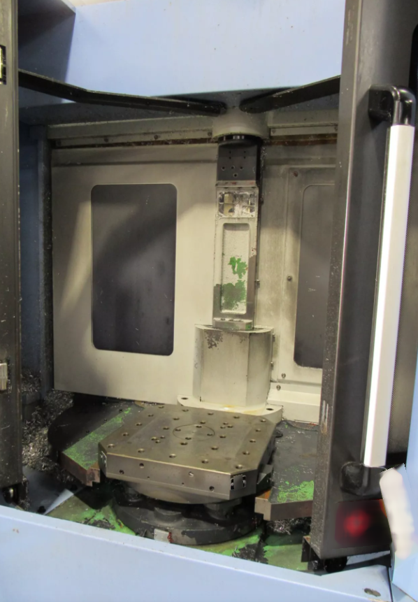 사진 사용됨 DOOSAN HP 4000 II 판매용