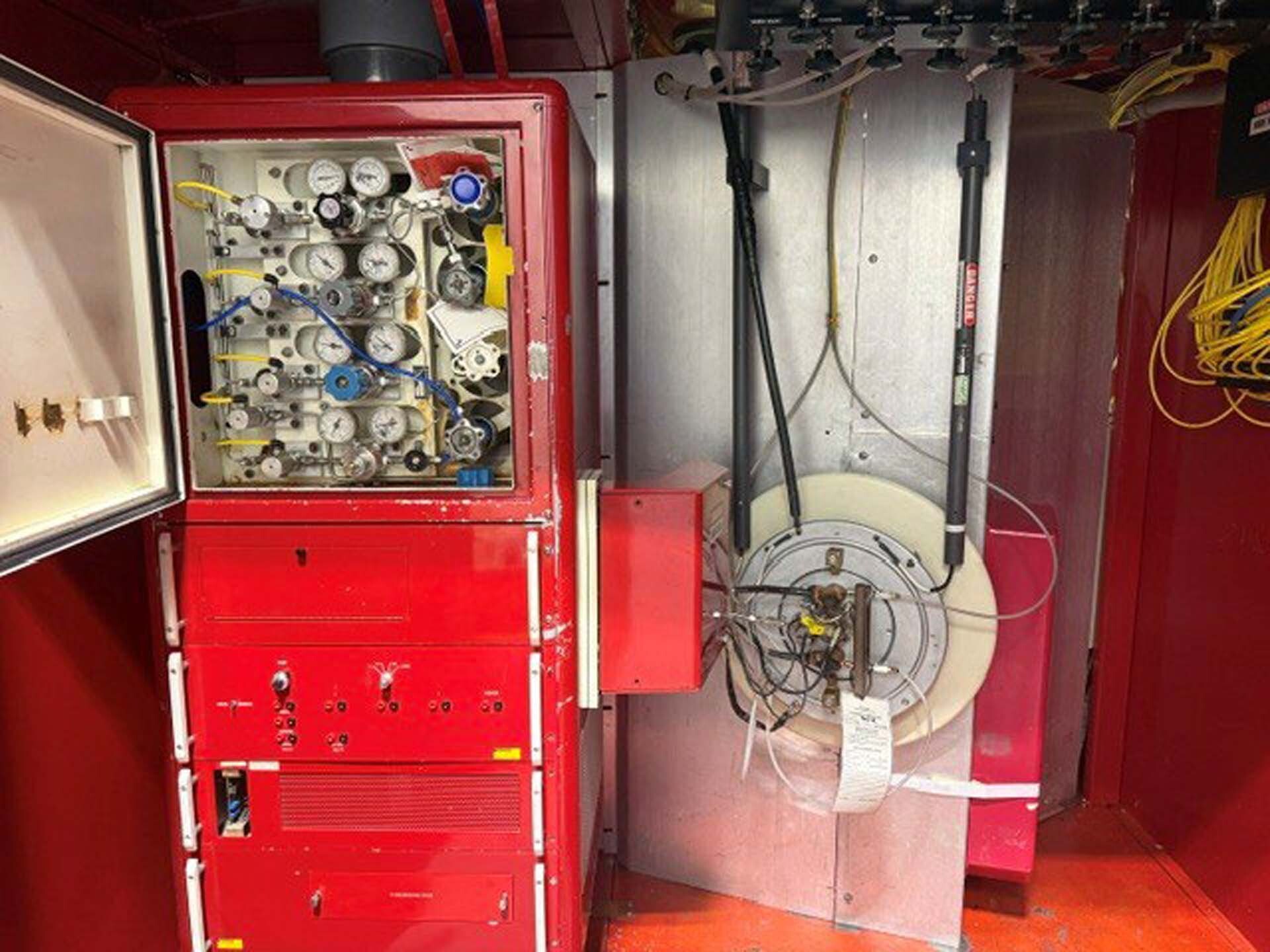 사진 사용됨 EATON / AXCELIS NV10-160 판매용