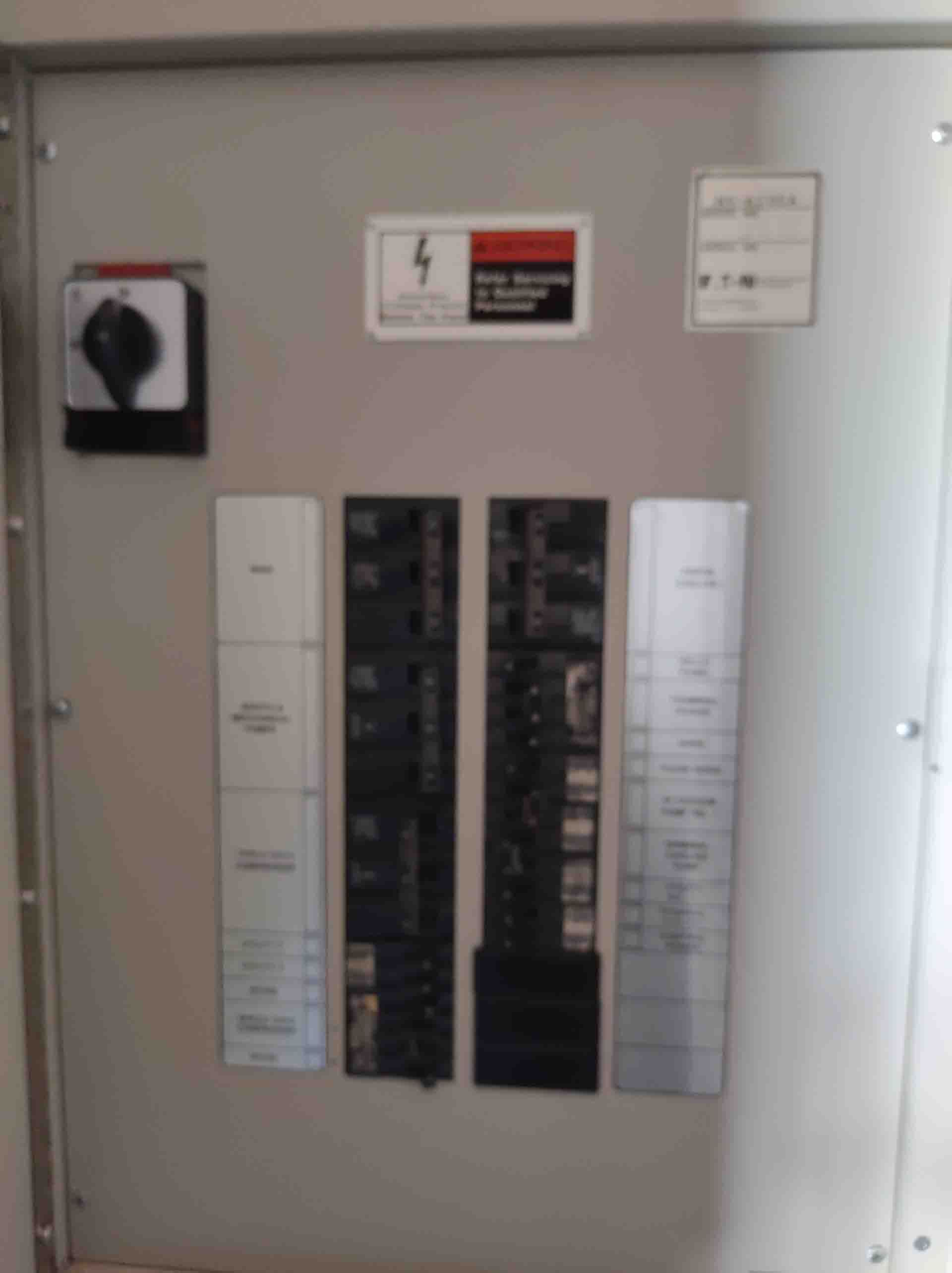 图为 已使用的 EATON NOVA / AXCELIS NV 6200A 待售
