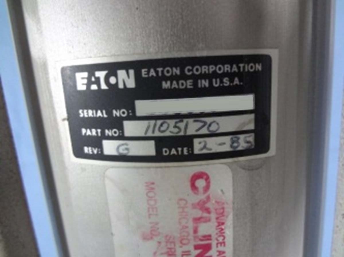 사진 사용됨 EATON NOVA / AXCELIS Lot of spare parts for NV-10 판매용