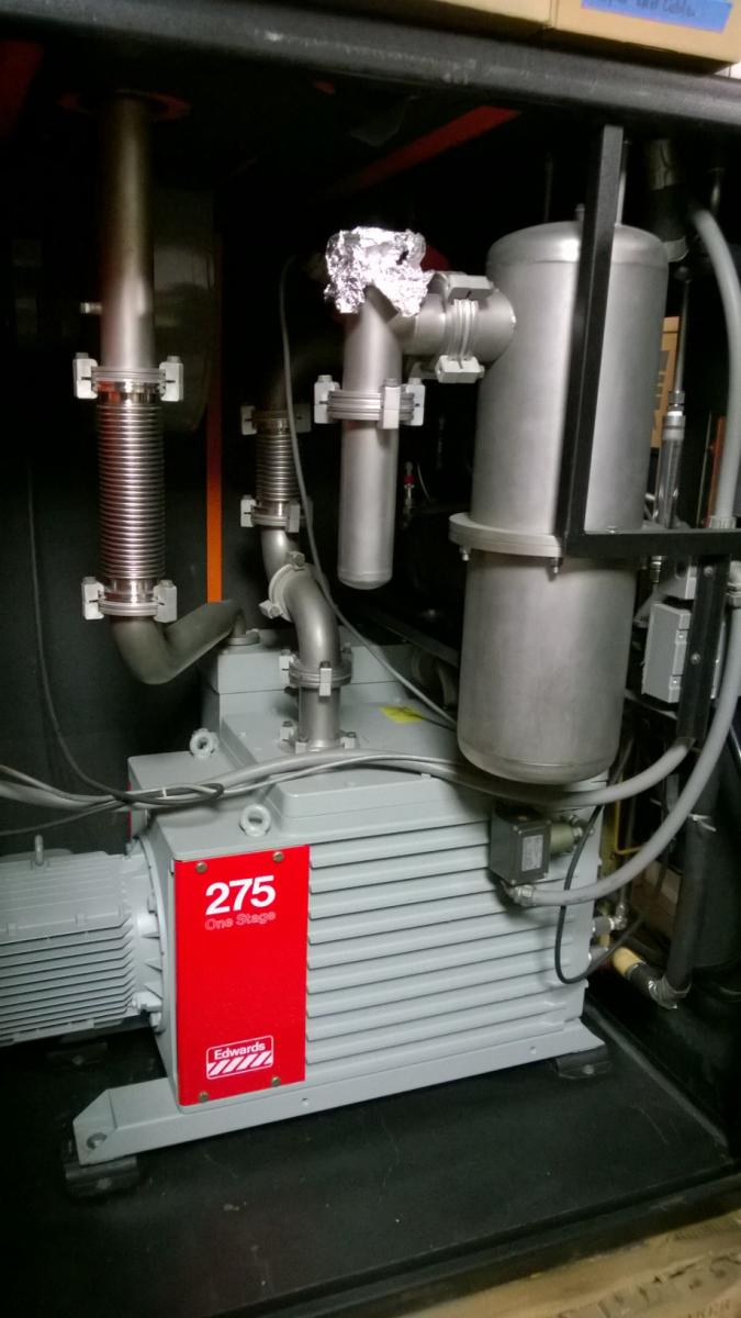 Foto Verwendet EDWARDS E-275 Zum Verkauf