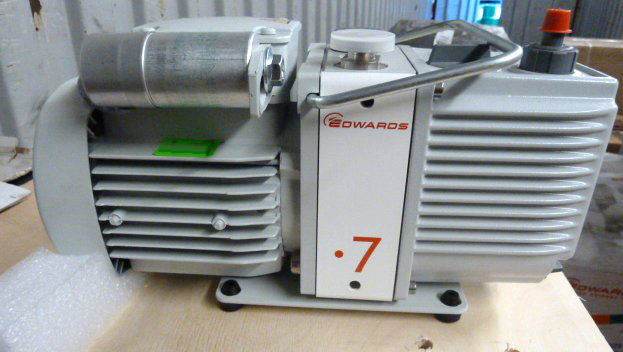 圖為 已使用的 EDWARDS E2M0.7 待售