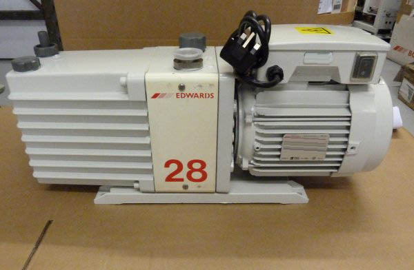 Photo Used EDWARDS E2M28 For Sale