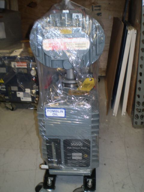 Photo Used EDWARDS E2M40 / EH250 For Sale