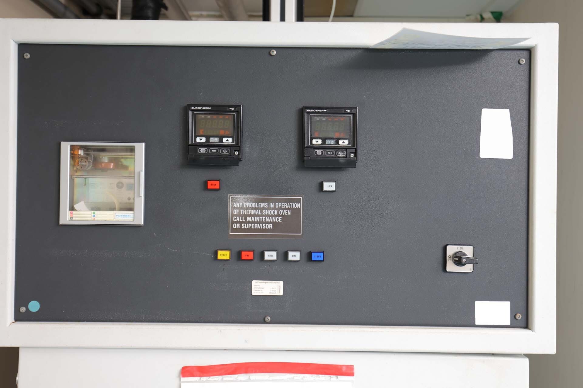 フォト（写真） 使用される EDWARDS E2M40 販売のために