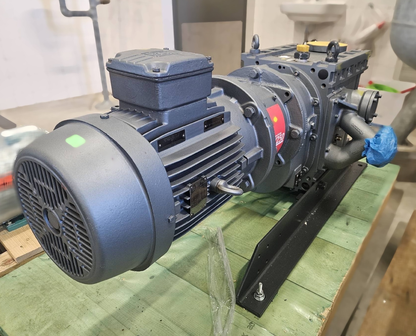 圖為 已使用的 EDWARDS EH2600 待售