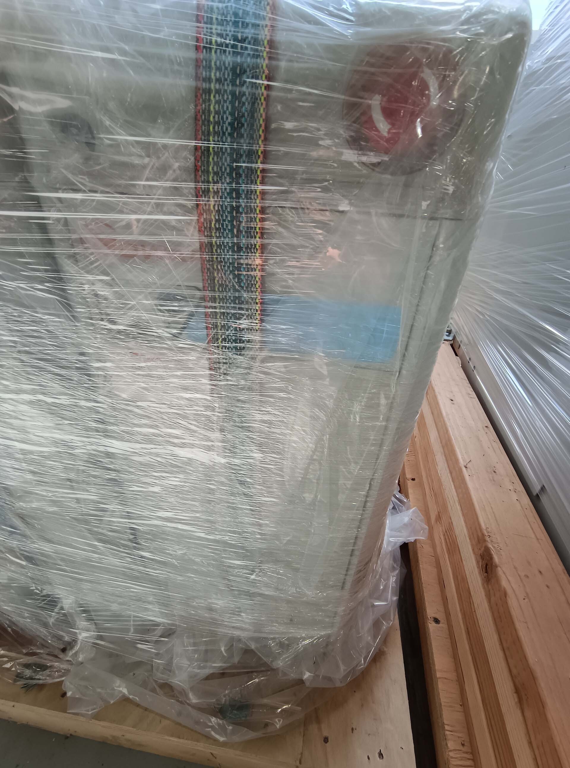 Foto Verwendet EDWARDS IGX6/100L Zum Verkauf