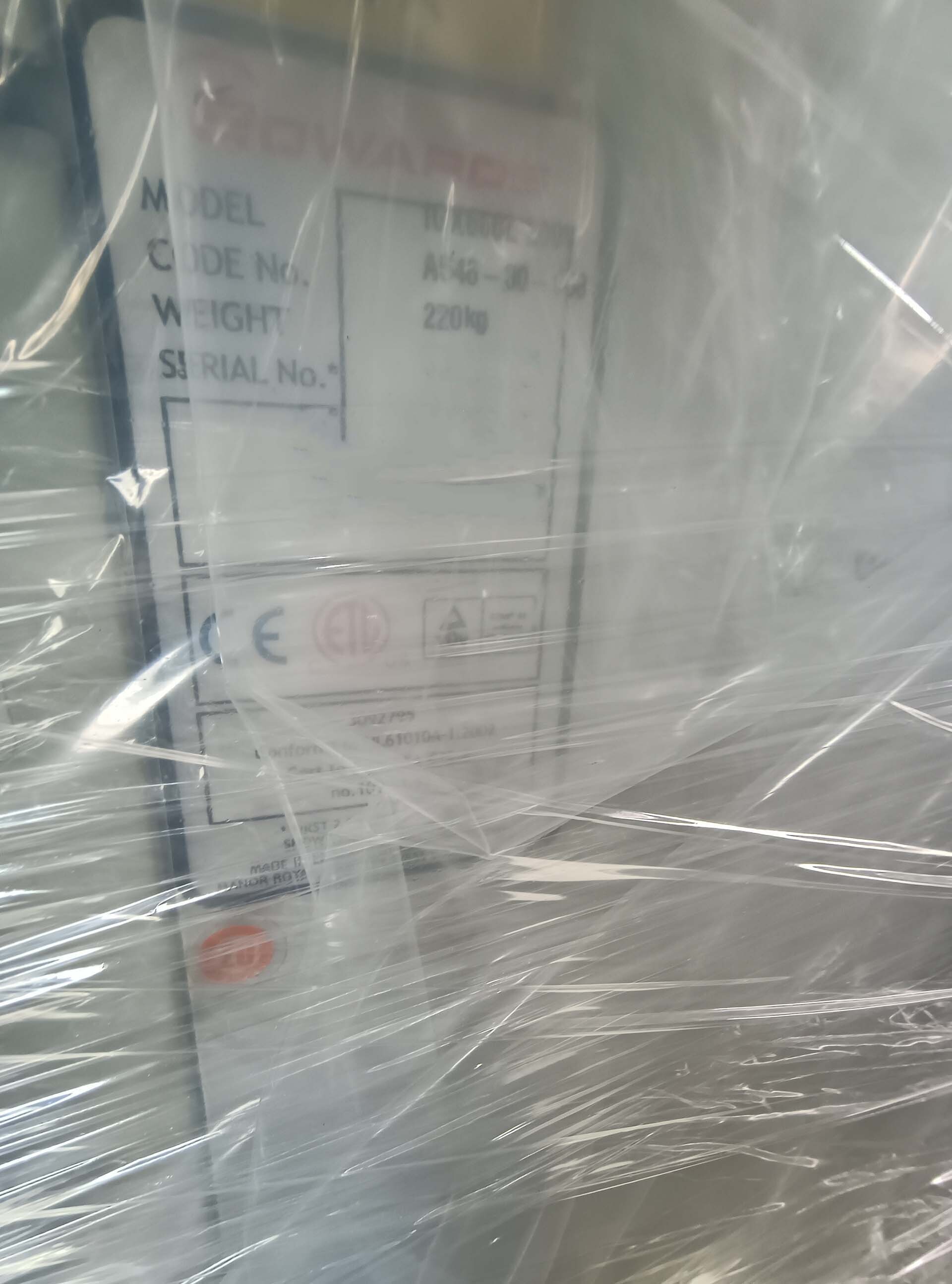 Foto Verwendet EDWARDS IGX6/100L Zum Verkauf