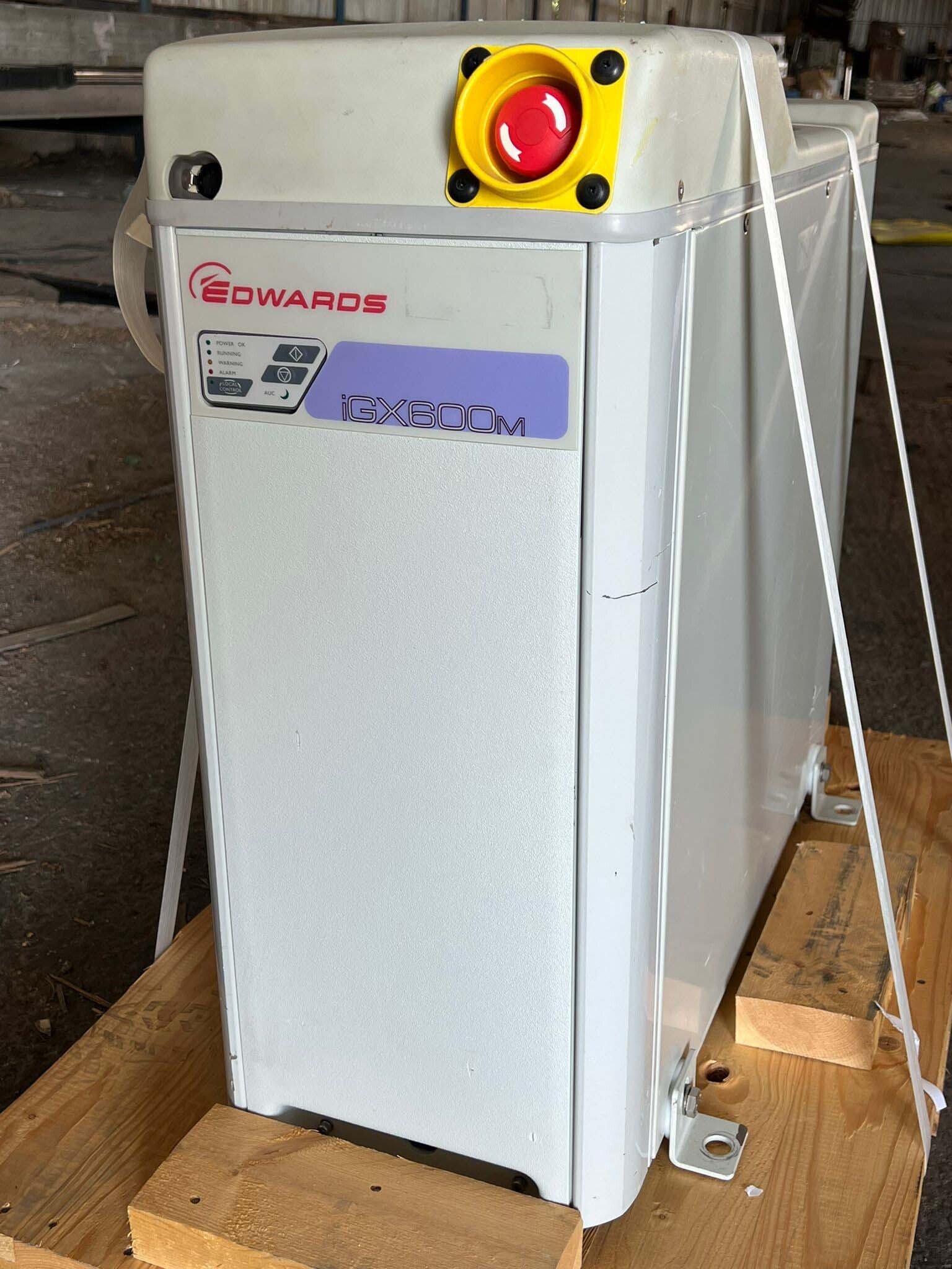 Photo Used EDWARDS IGX600M For Sale