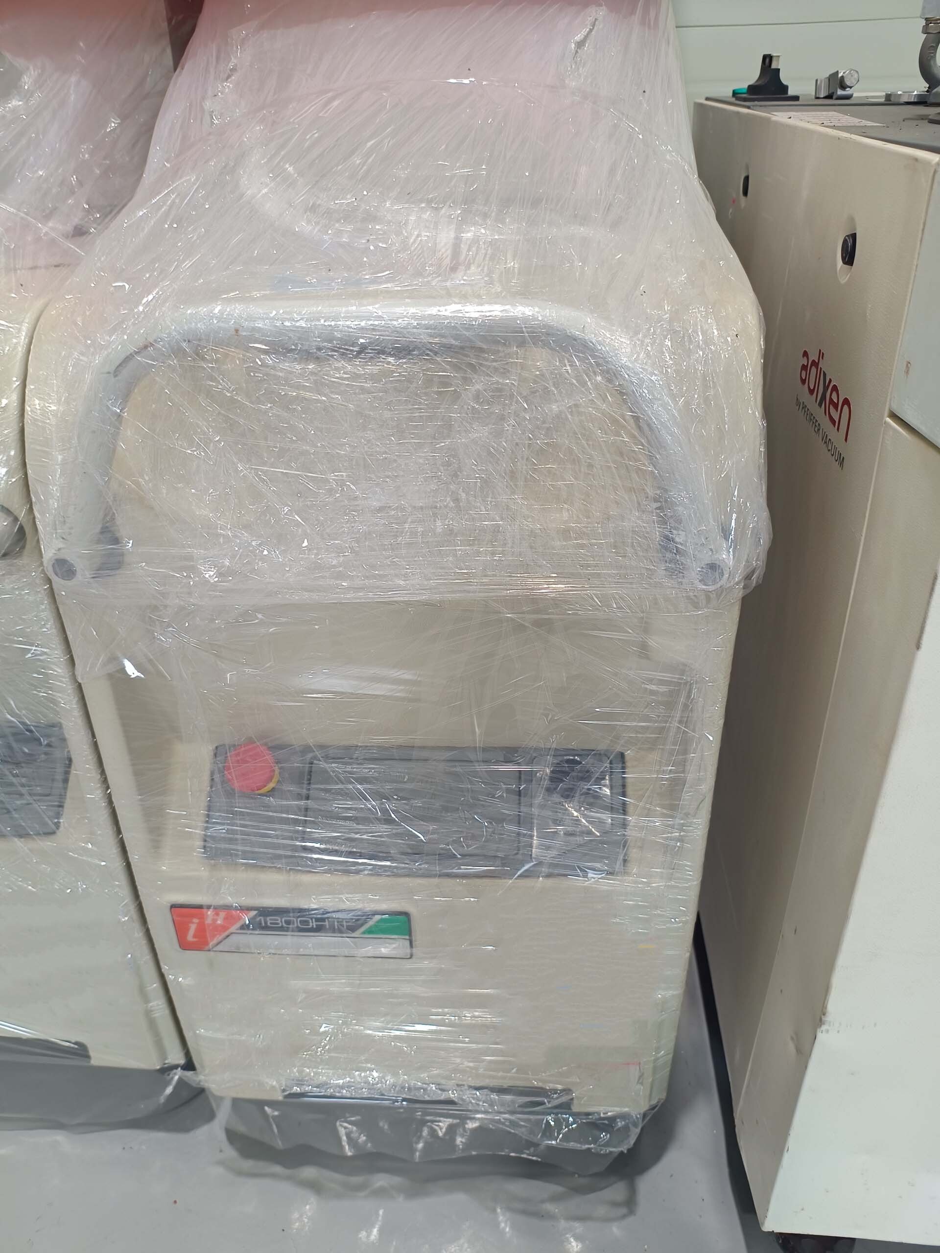 图为 已使用的 EDWARDS iH1800 HTF 待售