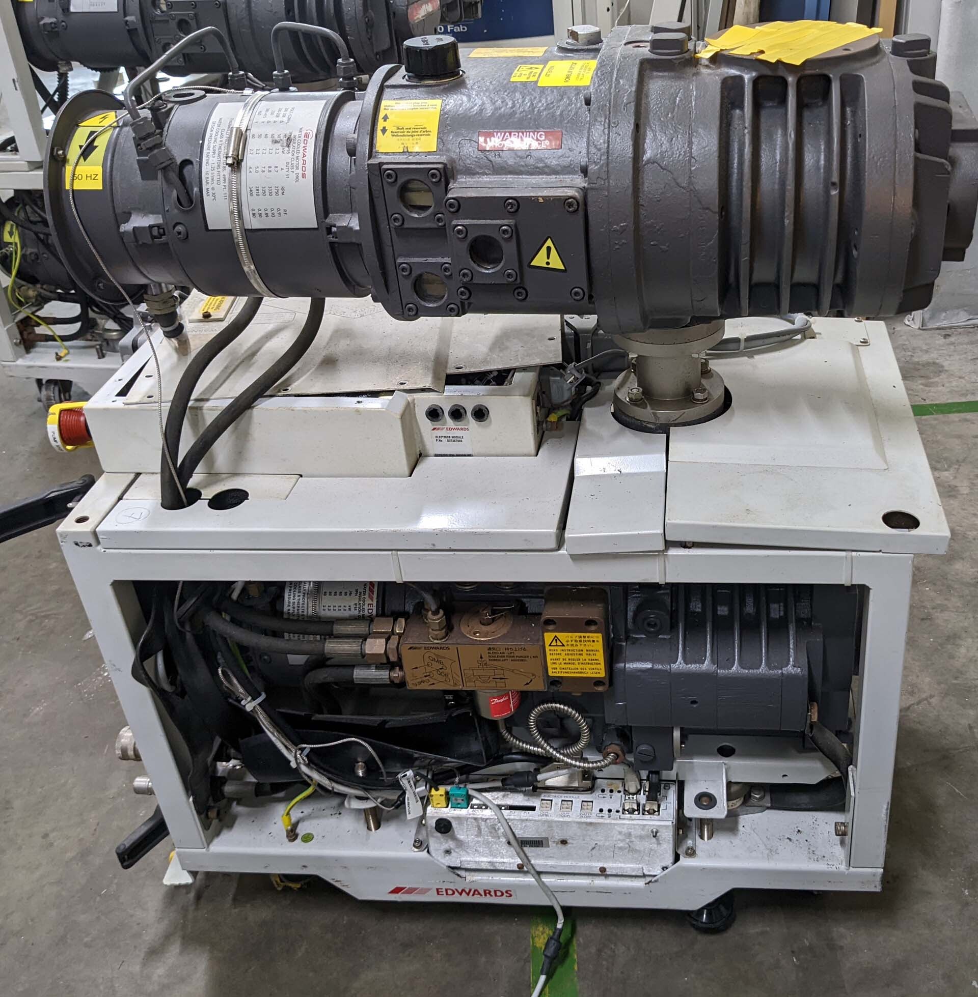 EDWARDS iQDP40 / QMB250 Pump Used for sale price 293633848, > buy from CAE