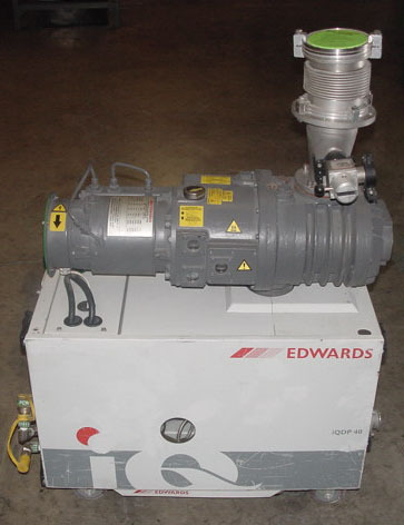 Foto Verwendet EDWARDS iQDP40 / QMB250F Zum Verkauf