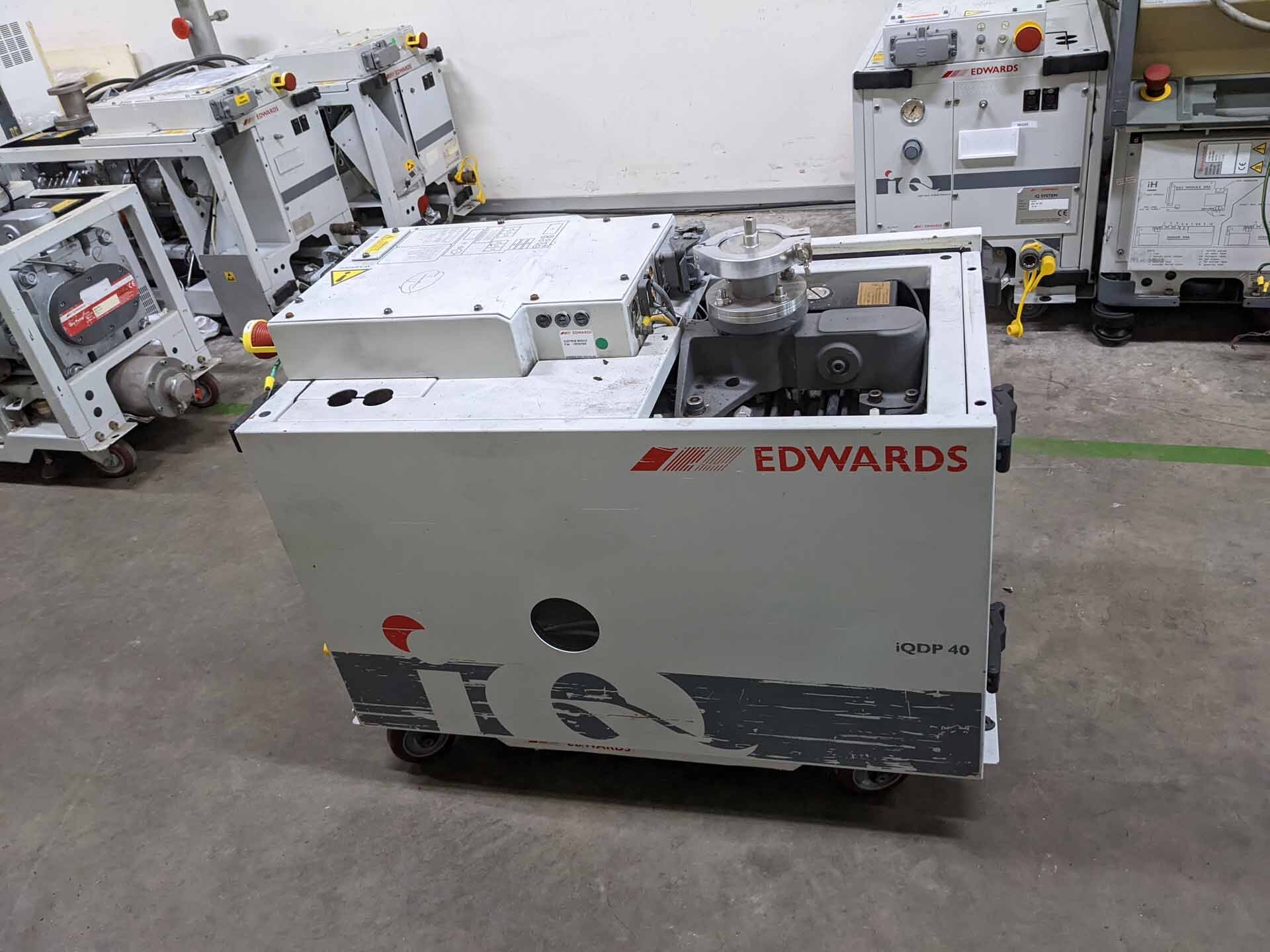 Photo Used EDWARDS iQDP40 For Sale