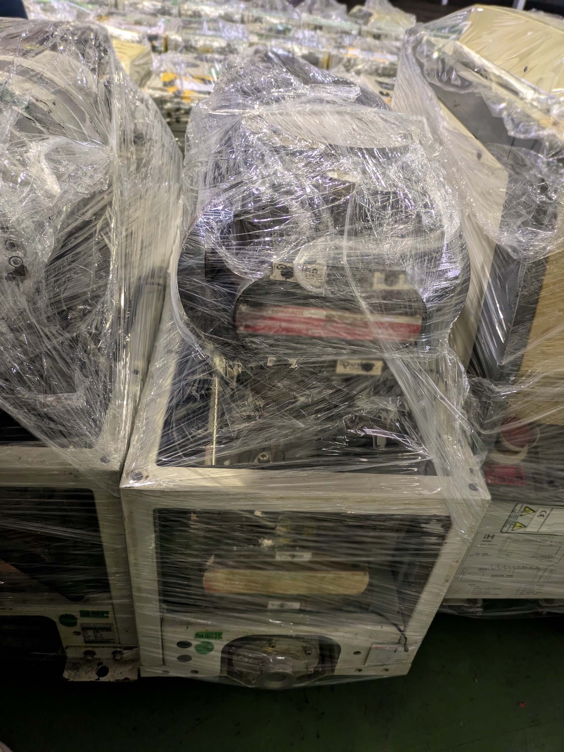 Photo Used EDWARDS iQDP80 / 500 For Sale