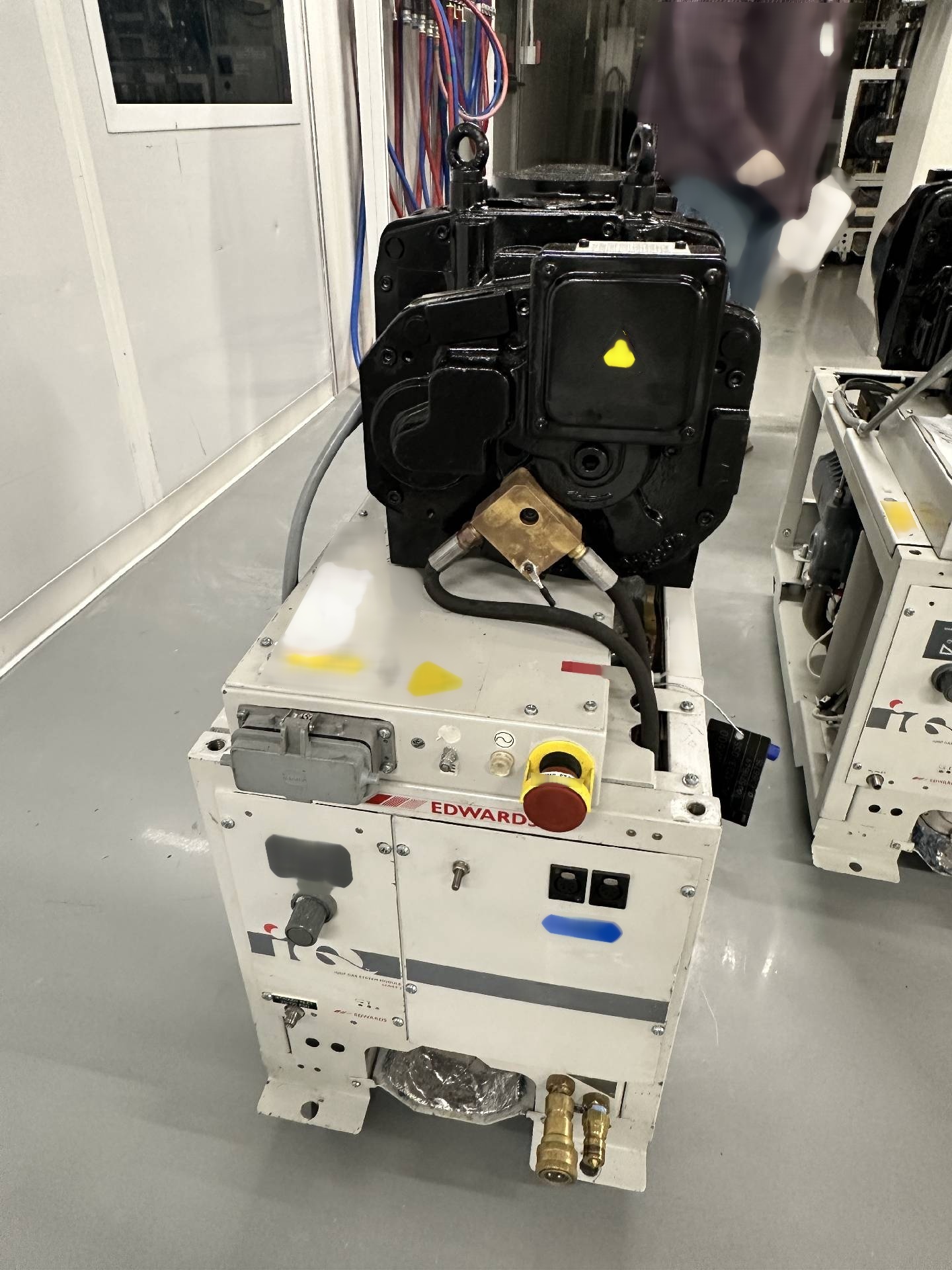 圖為 已使用的 EDWARDS iQDP80 / iQX600 待售