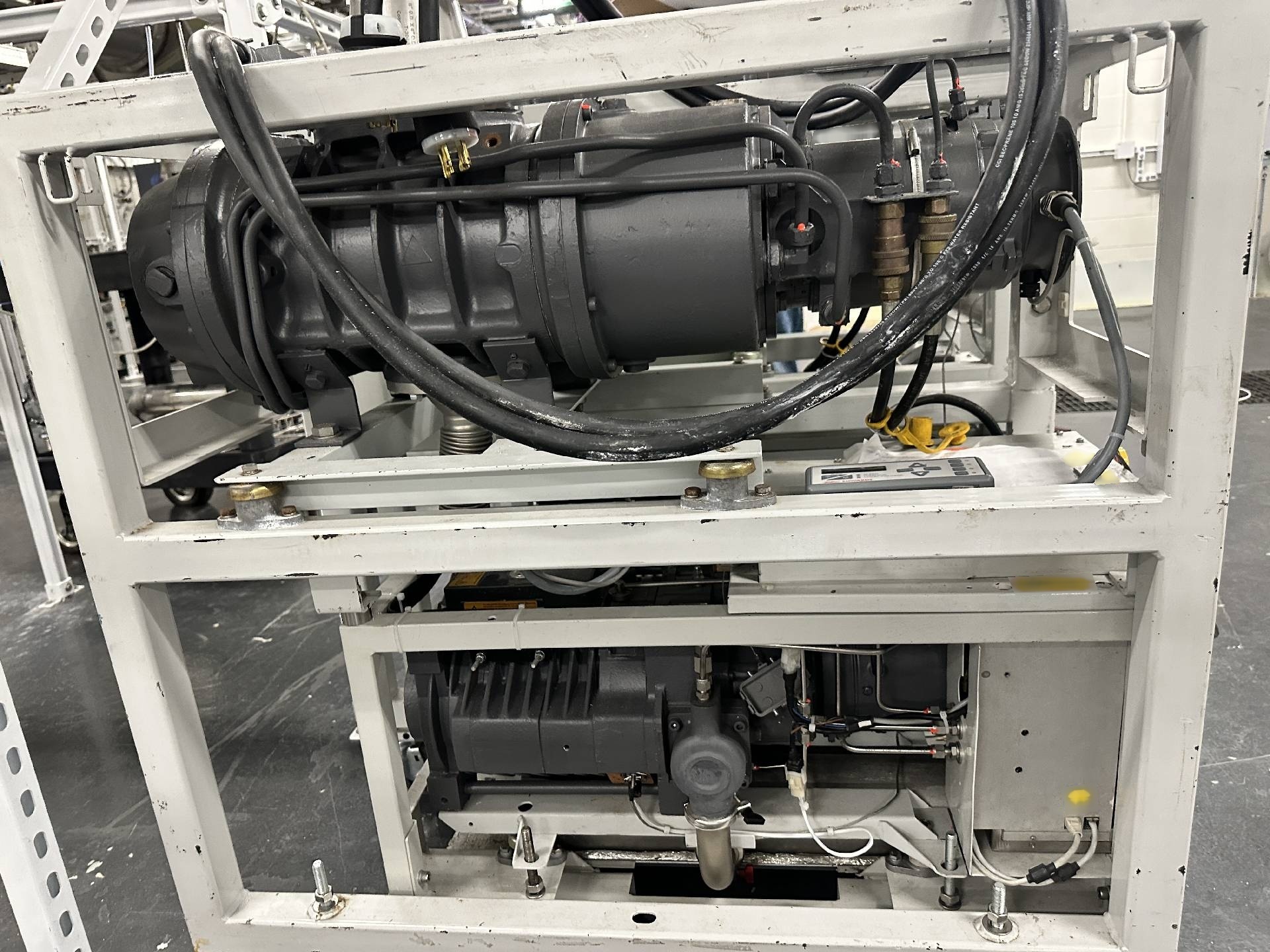 Foto Verwendet EDWARDS iQDP80 / QMB1200 Zum Verkauf