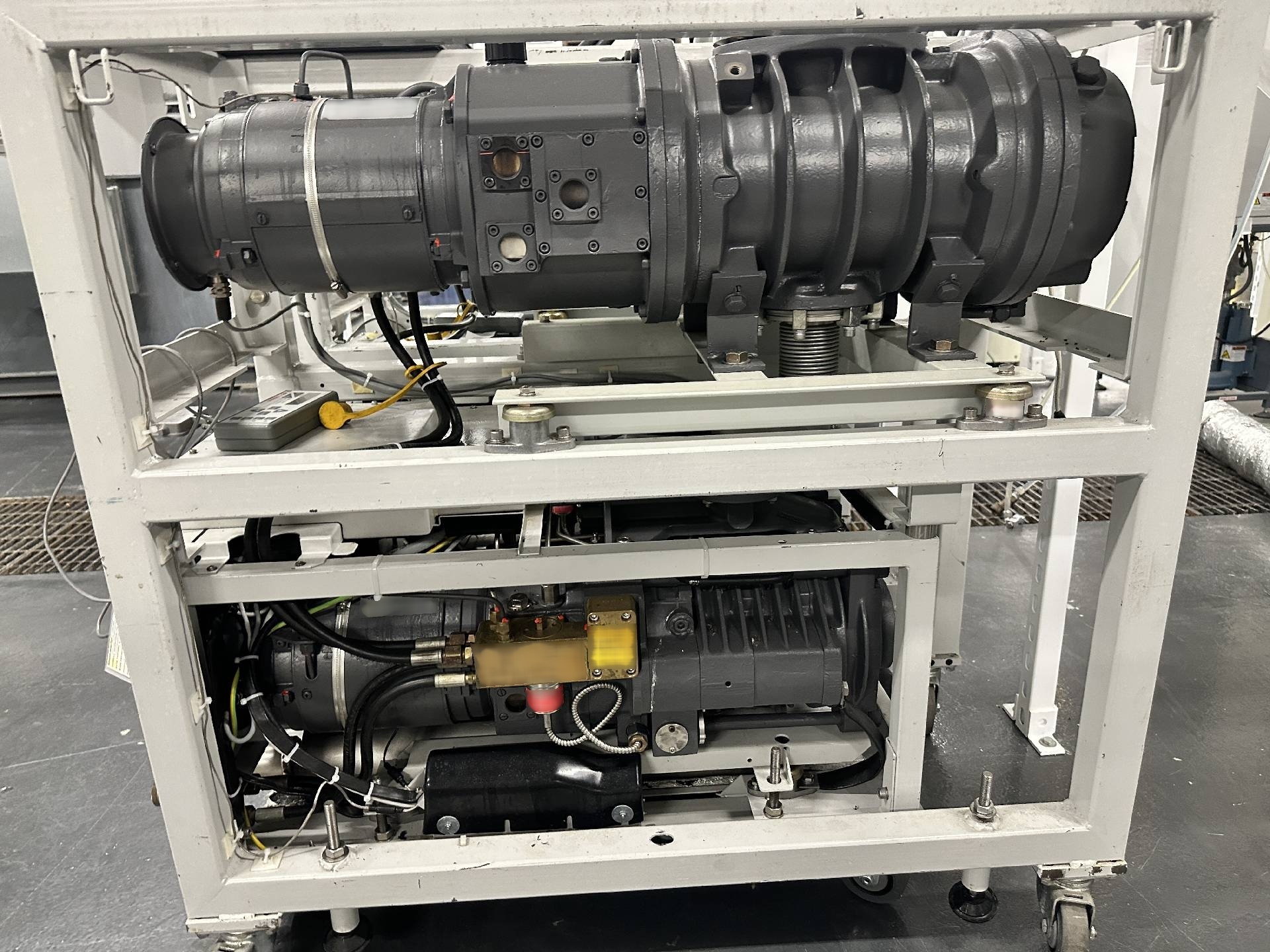Foto Verwendet EDWARDS iQDP80 / QMB1200 Zum Verkauf