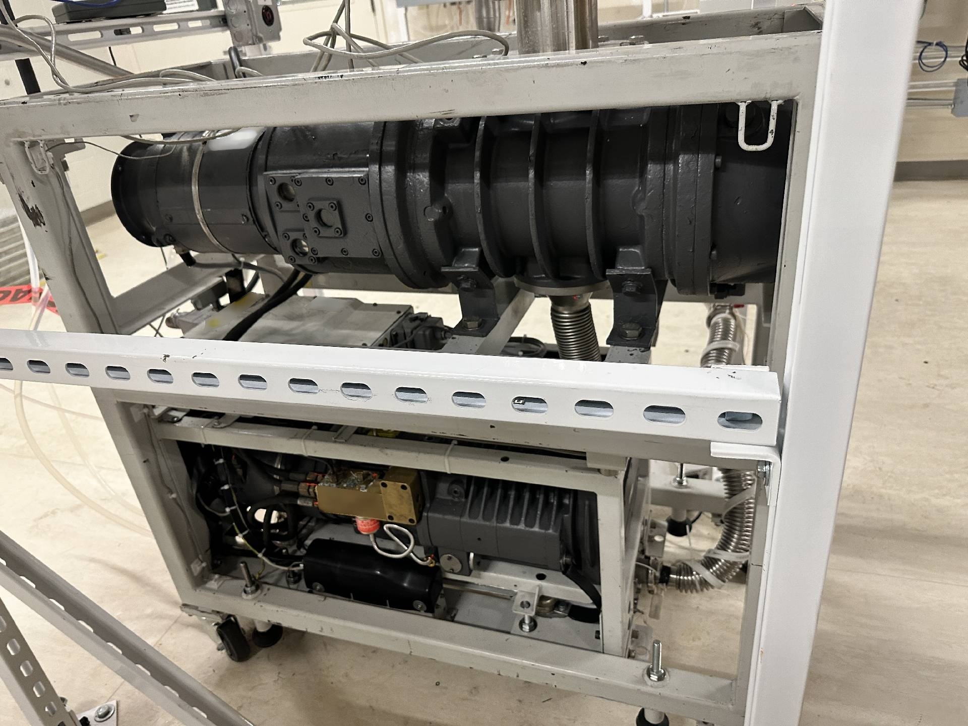 Foto Verwendet EDWARDS iQDP80 / QMB1200 Zum Verkauf