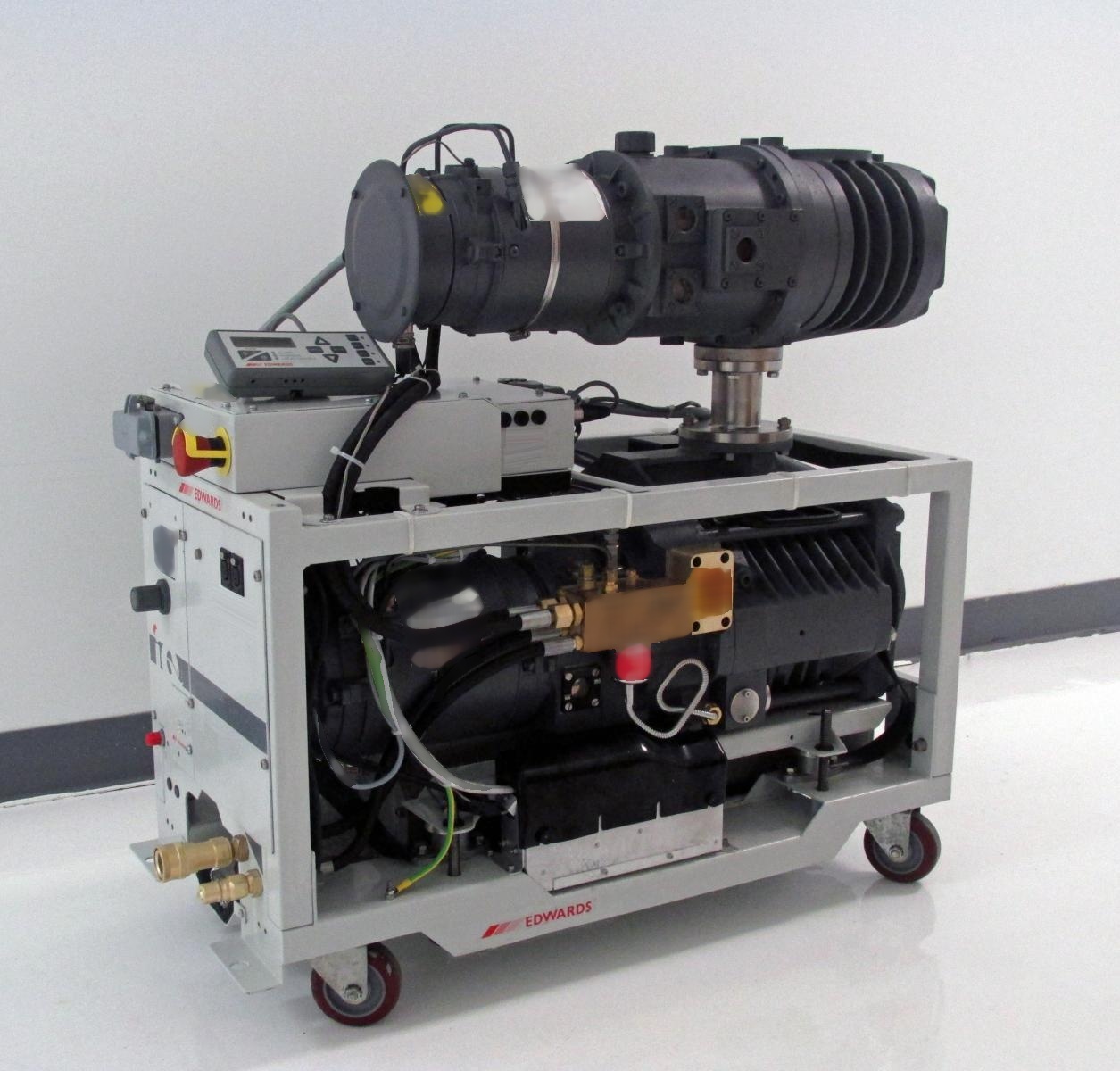 Foto Verwendet EDWARDS iQDP80 / QMB250 Zum Verkauf