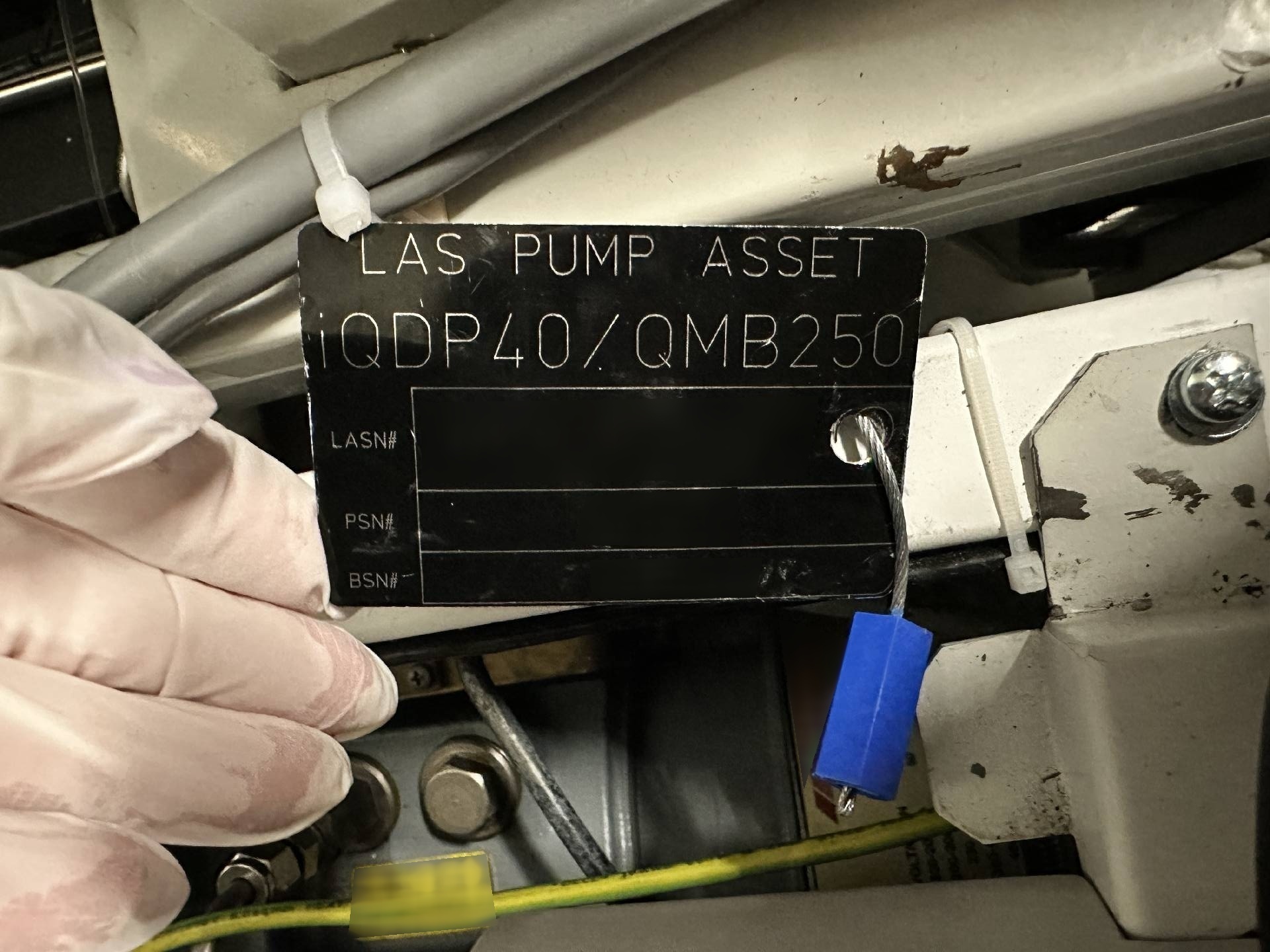 Foto Verwendet EDWARDS iQDP80 / QMB250 Zum Verkauf