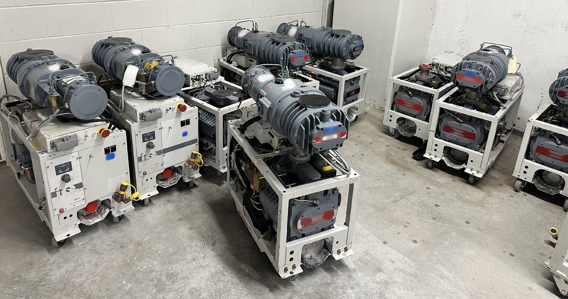 Foto Verwendet EDWARDS iQDP80 / QMB250 Zum Verkauf