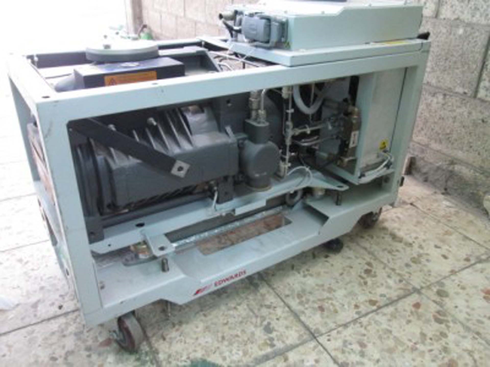 Photo Used EDWARDS iQDP80 For Sale