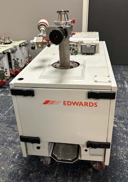 Photo Used EDWARDS iQDP80 For Sale