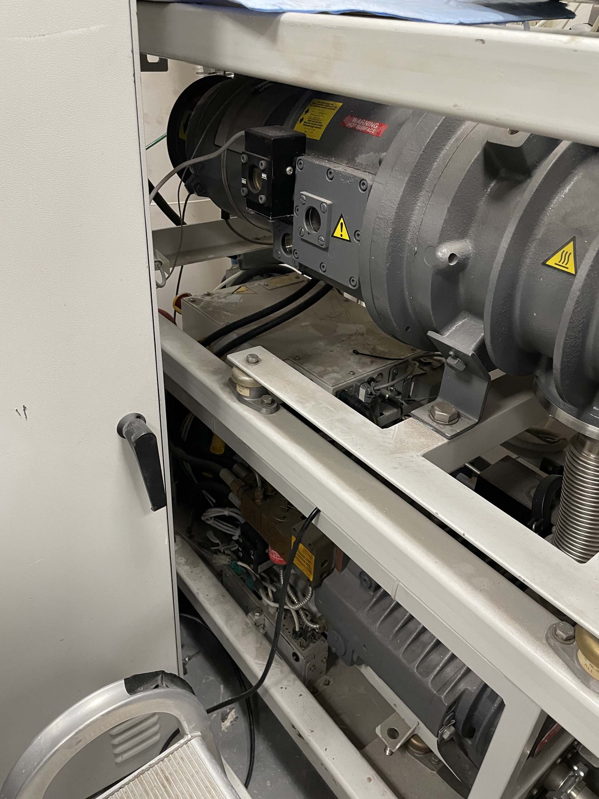 Foto Verwendet EDWARDS iQDP80 / QMB1200 Zum Verkauf