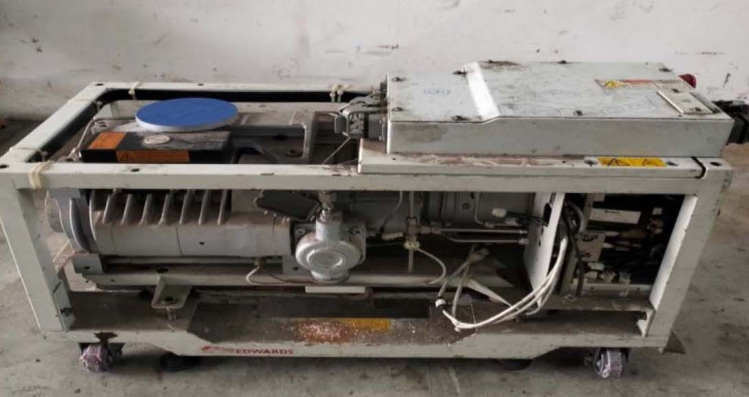 Photo Used EDWARDS iQDP80 For Sale