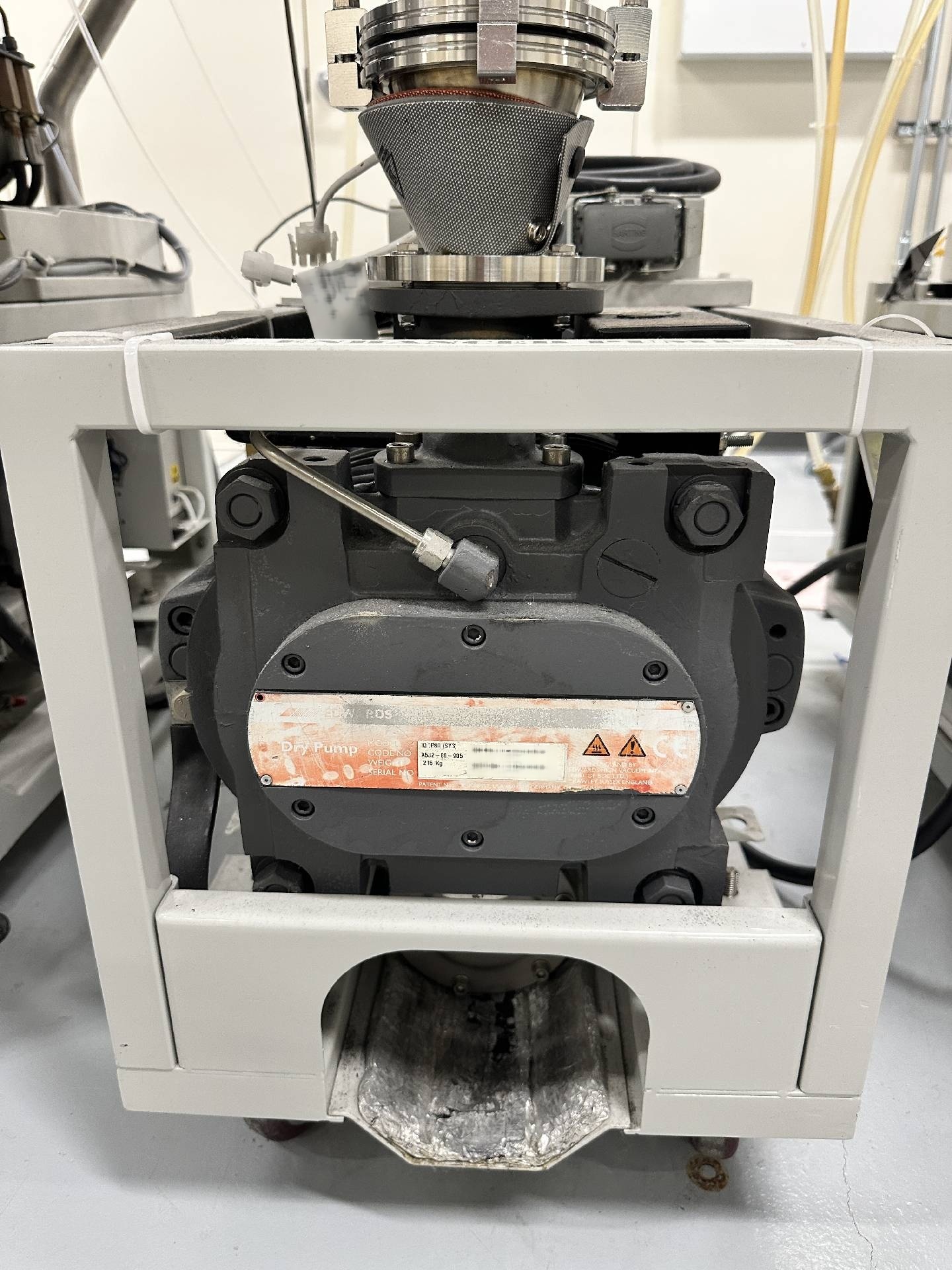 Photo Used EDWARDS iQDP80 For Sale