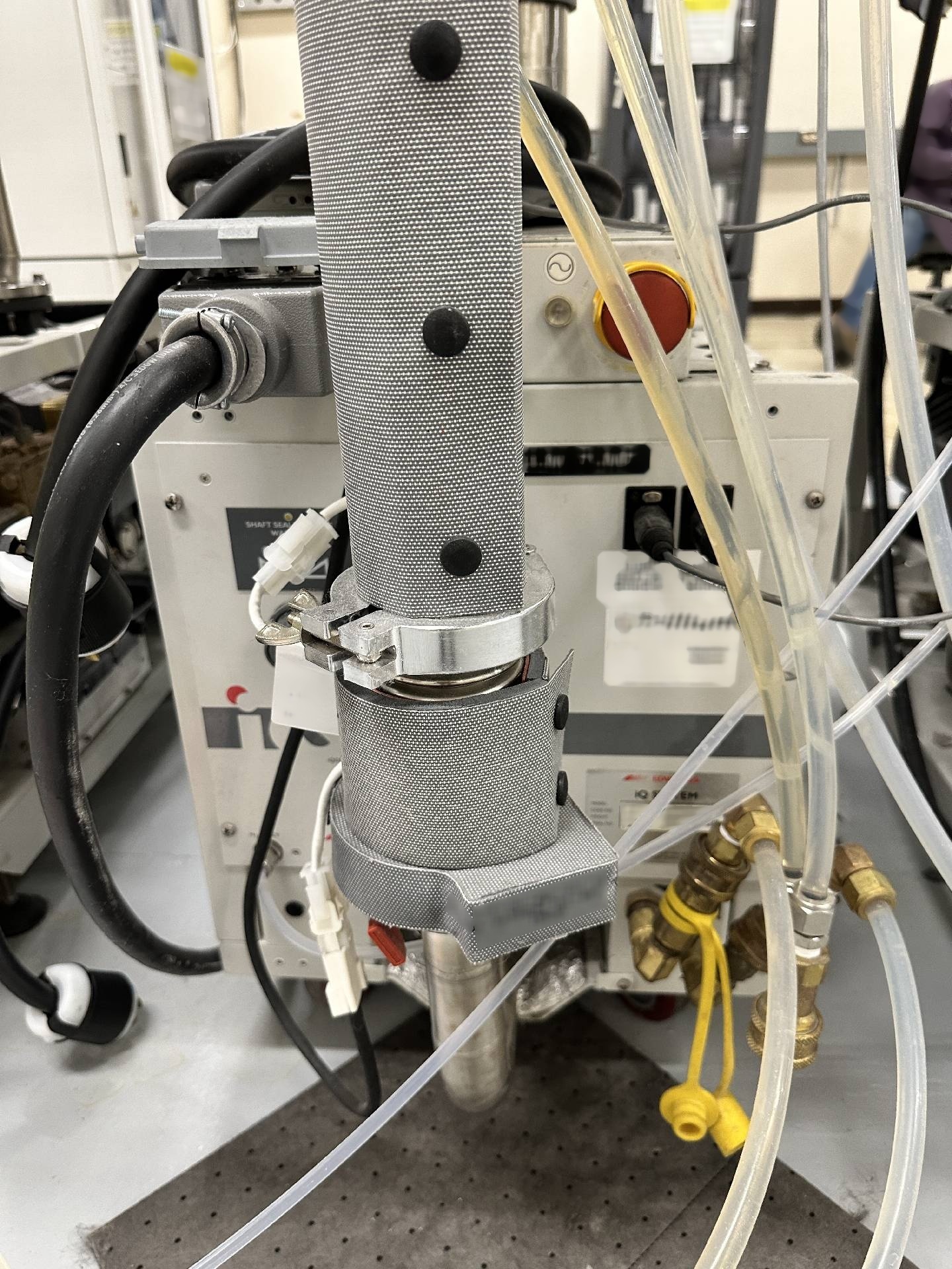 Photo Used EDWARDS iQDP80 For Sale