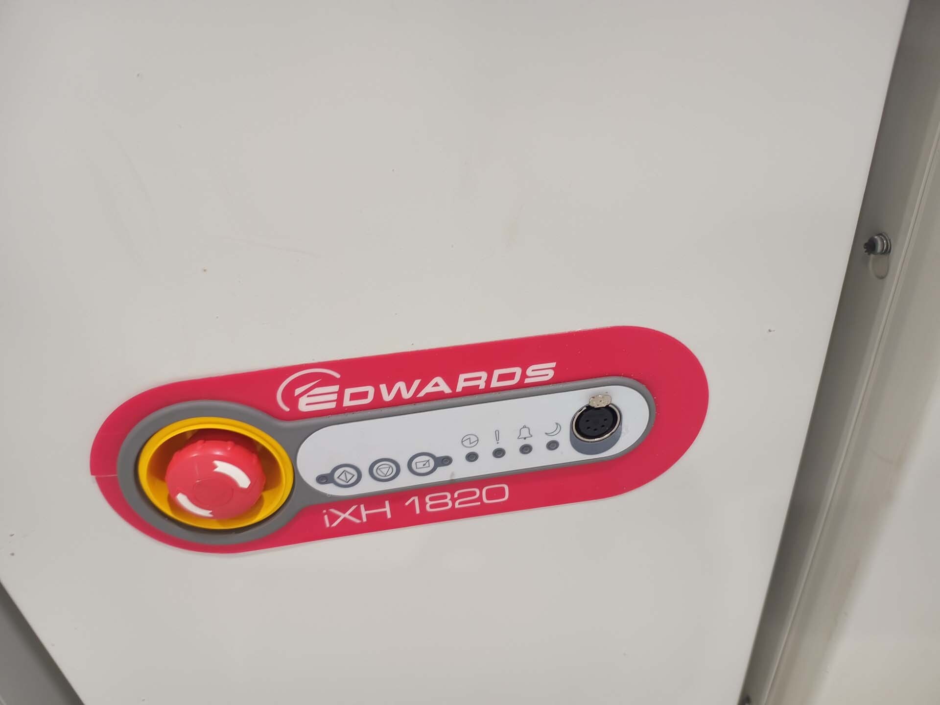 Foto Verwendet EDWARDS iXH1820 HV Zum Verkauf