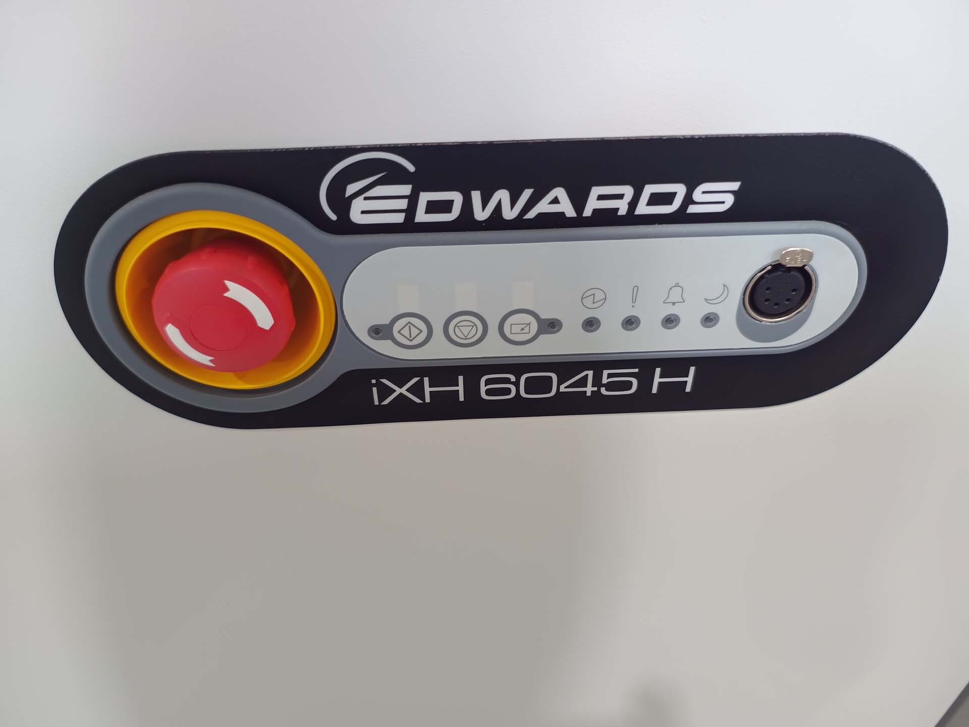 Photo Used EDWARDS iXH6045H For Sale