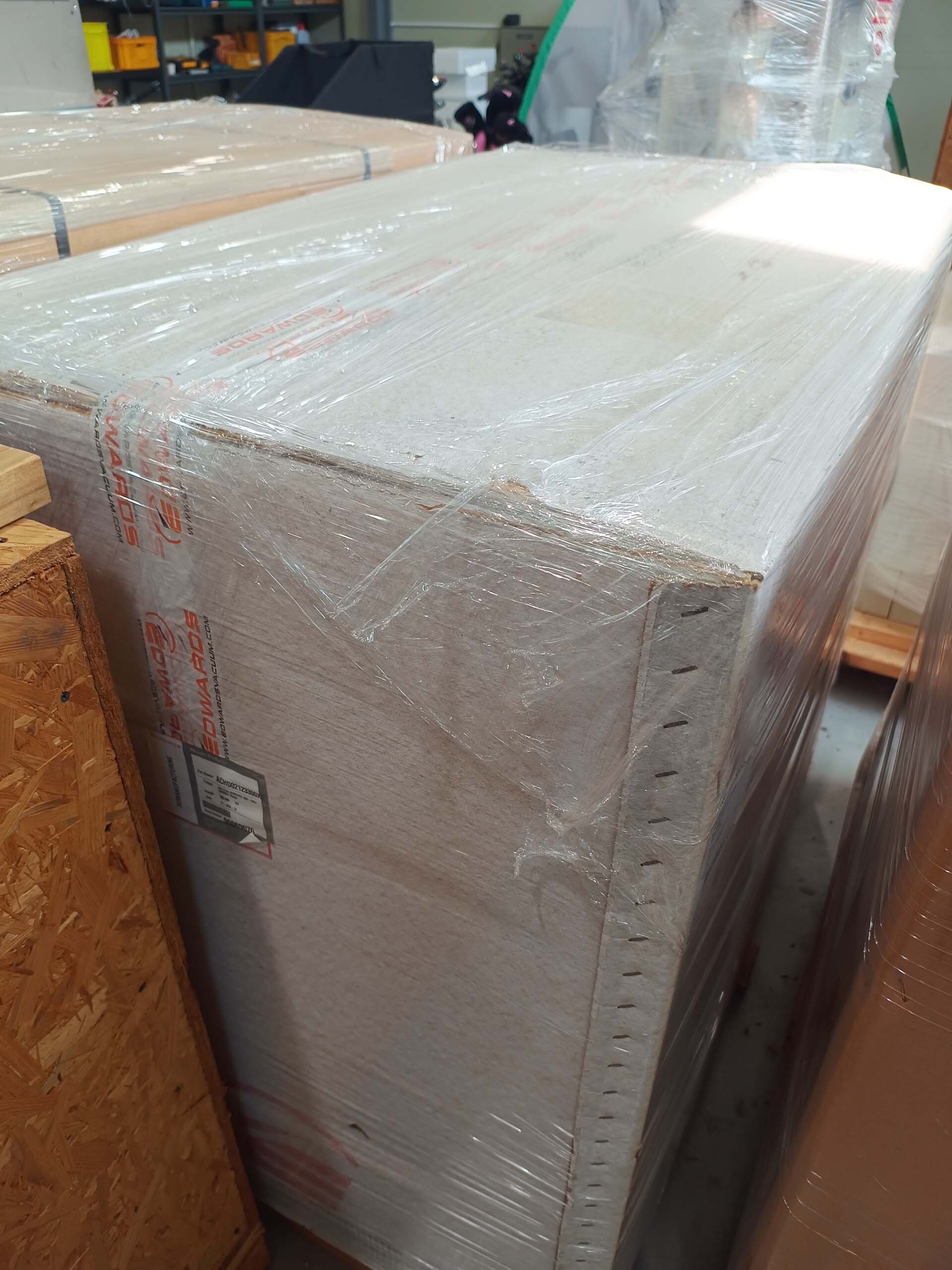 Photo Used EDWARDS iXH6045H For Sale