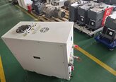 Foto Verwendet EDWARDS Lot of dry pumps Zum Verkauf