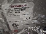 Foto Verwendet EDWARDS Lot of dry pumps Zum Verkauf