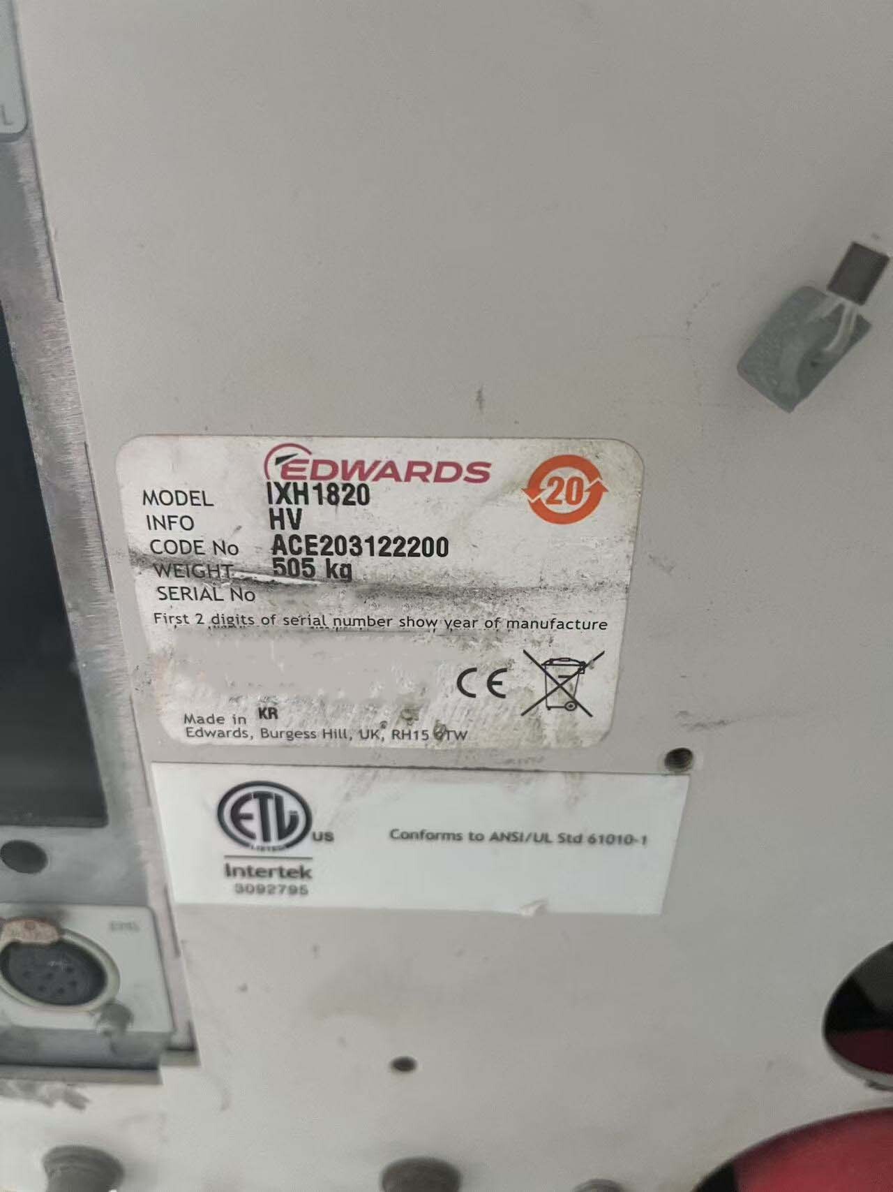 Foto Verwendet EDWARDS Lot of dry pumps Zum Verkauf