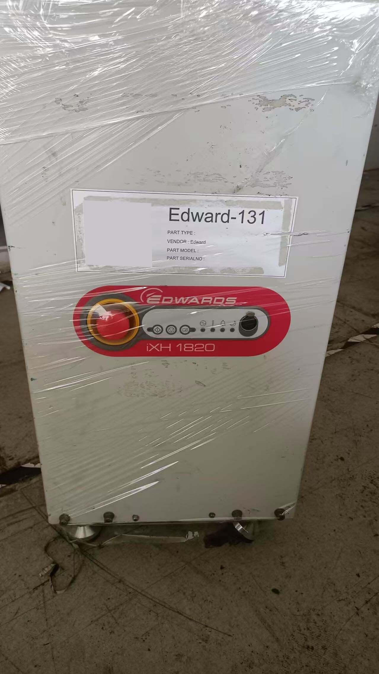 Foto Verwendet EDWARDS Lot of dry pumps Zum Verkauf